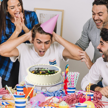 Traktor Tortenaufleger rund 20 cm premium, vegan, glutenfrei, zugeschnitten